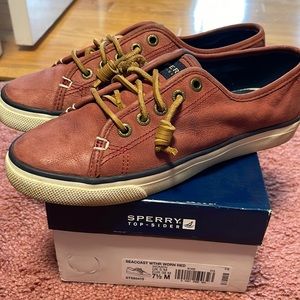 Sperry Womens Seacoast sneaker